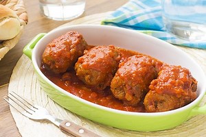 Involtini di carne al sugo - Fatto in casa da Benedetta