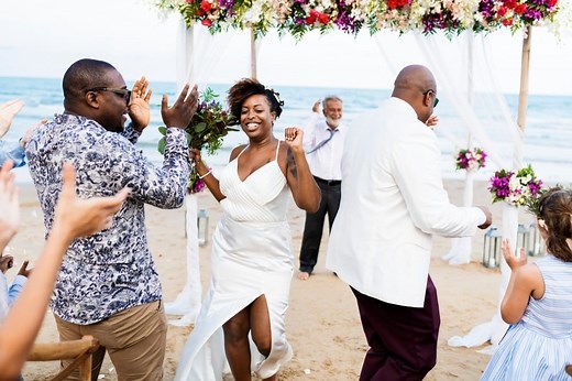 50 Fabulous Hip Hop Songs for Your Wedding