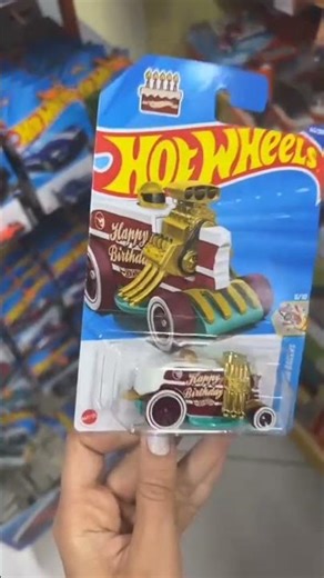 HOT WHEELS