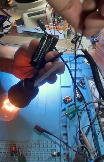 TRIAC test with alternating current and direct current