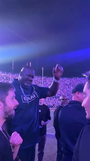 LSU Golden Girls x @shaq #lsugoldengirls #shaq #lsu #lsutigers #lsufootball | LSU Golden Girls