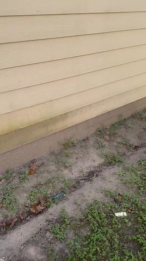 193K views · 840 reactions | Lap siding tip: Joints should always be properly flashed to prevent moisture intrusion—but unfortunately, this step is often skipped in my area. Unflashed joints are left vulnerable, especially near the bottom of the home where there’s typically no soffit or overhang to offer protection. Always keep an eye on these areas—they’re easy to overlook but can lead to major issues. | Texas Edge Home Inspections, PLLC | Facebook