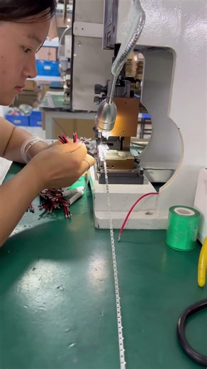 #electricalengineering #machine #cablewirestrippingmachine #cableassembly #factory #wireworks