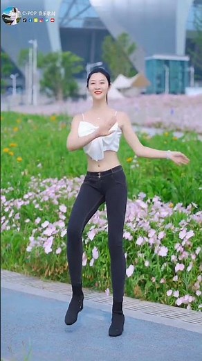 【非常好听】🔥👍👍舞女【电子琴演奏】Electronic keyboard performance - 电吹管音质音乐 - DJ节奏电子琴舞曲 - 最好聽的電子琴 老歌輕音樂 放鬆解壓 #shorts