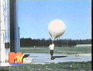 MTV RANDOM VIDEOS DEC. 1982 2 HOURS PLUS