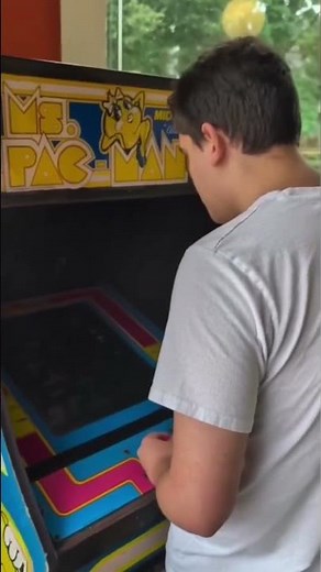 Ms PAC Man Gameplay At Rainbow Bakery Part 1