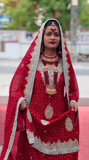 6.8K views · 245 reactions | Dulhan Q bhaag rahi thi #moneypower #Ratelist #eidgifts #money #skincare #asmadollbeautybar #facewash #products #AsmaDoll #whitening | Asma Doll | Facebook