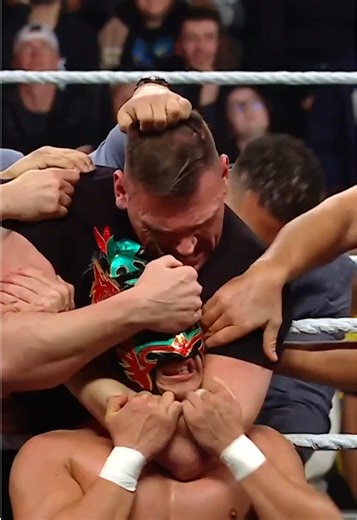 Gunther vs Dragon Lee: WWE Showdown