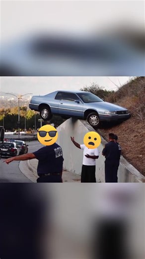 Parkverbot !!! 😜✌️🤭 Welches ist euer Lieblings Parkplatz??? Lasst es mich gerne in den Kommentaren wissen!!! ❤️💬🔒 #parken #verboten #lustig #lasstesviralegehen #fail @Kiwi @Kiwi