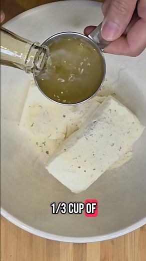 Easy Beer Cheese Dip🍻