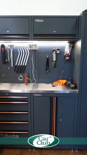 Tutte le ultime tecnologie per la diagnostica, i migliori lubrificanti, i migliori macchinari e contatti diretti per ricambi originali al servizio della vostra auto. I nostri meccanici sono specializzati per la revisione dei cambi automatici di tutte le vetture, servizio elettrauto e montaggio centraline di potenziamento delle migliori marche, reparto specializzato nell'Off-road per tutti i 4×4 sul mercato con ricambi ed accessori specializzati. Attrezzatura all'avanguardia e prodotti di primiss