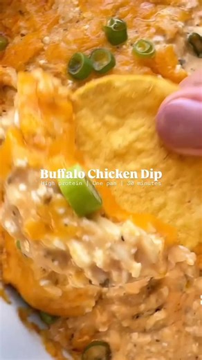 Brittany Mullins | Health Coach | Easy Recipes on Instagram: "You gotta try my BUFFALO CHICKEN DIP 🏈🔥 It’s still cheesy, creamy and delicious, but made lighter and higher in protein! So dang good!! You can comment “recipe” and I’ll DM you the full recipe w/ macros! p.s I didn’t blend the CC & ranch and it turned out great, but if you don’t enjoy the texture of the CC, I would recommend blending it. Macros (8 servings): 185 cals | 4g carbs | 11g fat | 17g protein Buffalo chicken dip | high prot