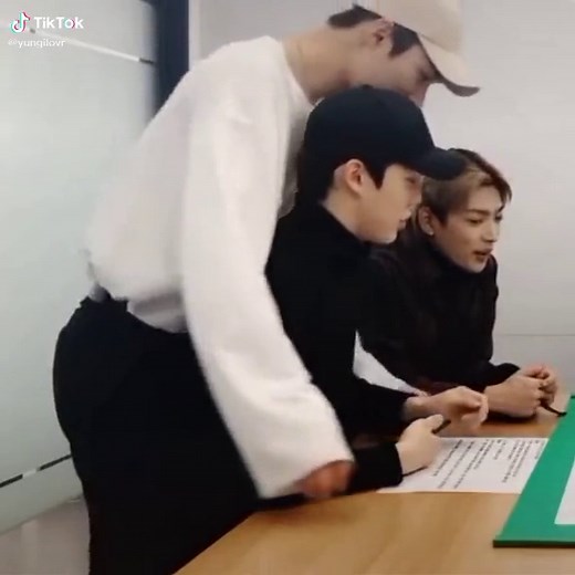 Mingi and Yunho's Relationship Moments | ATEEZ Shipper Content