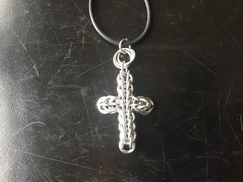 diy sieraden: Chainmaille kruis hanger / cross pendant