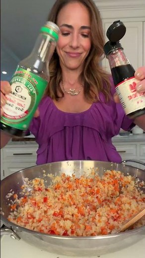 Cauliflower Fried Rice Recipe in description #highprotein #highfiberfood