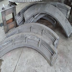 [Hot Item] Customized Casting Steel Seal Retaining Rings for Cement and Mining Machines Applications Industrial Machines Parts