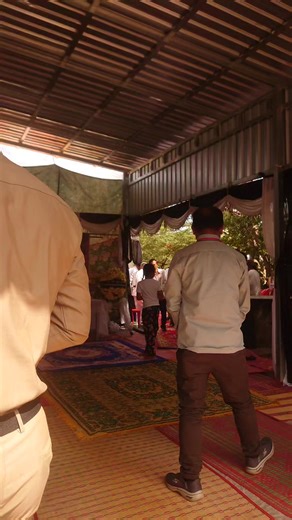 The high presence of Her Excellency Dr. Pich Chanmony, the spouse of President Hun Manet, who came to pay respects to the soul of Uncle Dy Seng, who sacrificed his life for the nation, at Kampong Poun village, Bak Sna commune, Baray district, Kampong Thom province. | Pheak Tra