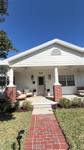 First look: ONE DAY on the market. 803 W Alfred St | Seminole Heights | $749,000 3BR 2BA | 1,584 SF | Built 2000 | 6,000 SF lot Extensively updated. Sleek quartz countertops. Interior laundry. Modern finishes blended with timeless appeal. Let me show you inside 👉 Comment “ALFRED” for details 👇 Allison Ernst | REAL Broker (m) 813.609.2525 | homefinderallison@gmail.com Listing agent: Suzan Witzigman, Century 21