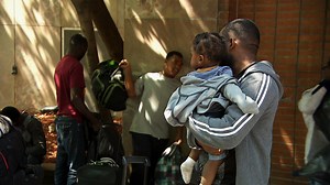 Program housing asylum seekers in hotels ends