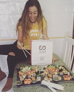 Yumiiiiiii!!! The best @sushi_em_tua_casa | Joana Duarte