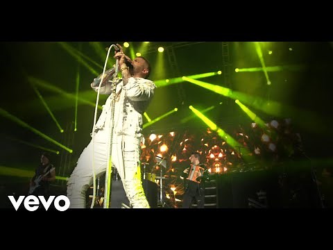 Nacho - Materialista (En Vivo)