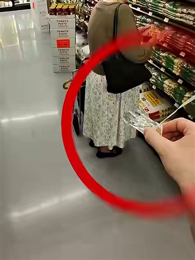 La Broma de los Globos que Terminó en Sorpresa 🎈😂#shorts | glitter bomb package prank