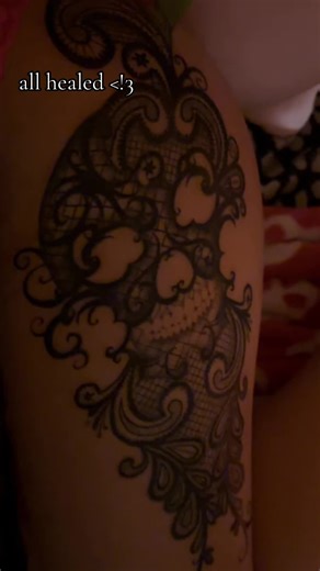 win6riddenangel (@win6riddenangel)’s video of angel fangs healed