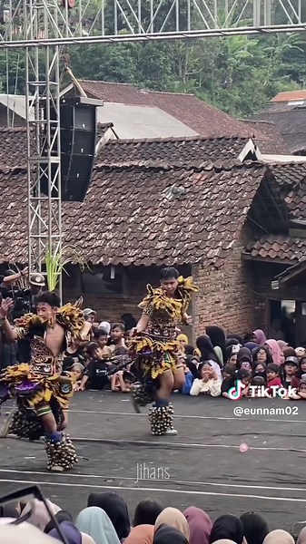 Dino Mas GWSM Reaksi dan Pentas Seru