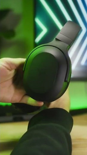 Make a statement with the Razer Barracuda X, a 4-in-1 wireless gaming headset in 3 colorways. #razer