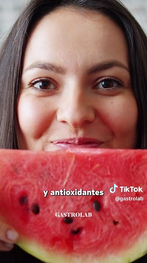 ¿Es cierto que la sandía hace daño por la noche?