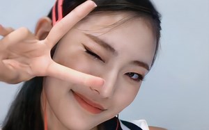 快来听钥人唱歌啦 220710 H1KEY线上makestar团体视频签售会