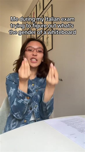 Struggling with Italian Exam: Gender of a Whiteboard