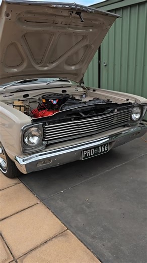 Valiant Dancehall: Celebrate Miami's Local Car Culture