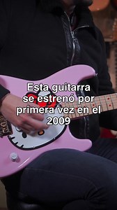 13K views · 94 reactions | ¡Ya hicimos el Review de esta guitarra de Hello Kitty! Encuéntrala en nuestras historias #eusica #fender #squier #hellokitty #stratocaster | Eusica | Facebook