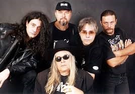 Riblja Čorba - Avionu slomiću ti krila lyrics