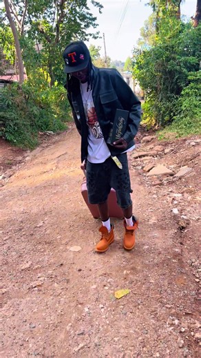 Kuku Ocha: Mambo Yetu katika Dance Challenge