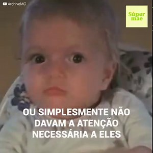 42K views · 1K reactions | Cubos de madeira: esses poucos elementos bastaram para entender como agem os bebês que tiveram pais presentes e o quanto ter uma família distante pode afetar o desenvolvimento mental dos pequenos. Esse experimento ajudou os pesquisadores a tirarem conclusões reveladoras. E você, qual é a sua opinião? | Super Mãe | Facebook