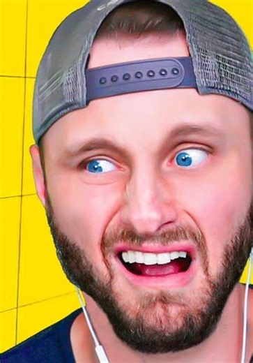 SSundee Reacts S03:E06 - Useless Inventions & Lava Melts