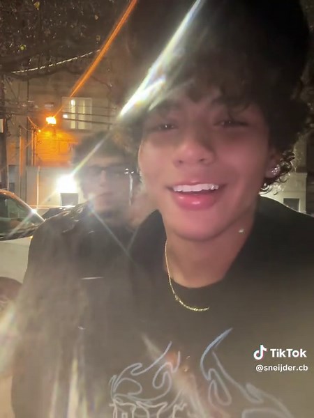 sneijder (@sneijder.cb)’s videos with original sound - candicesingss