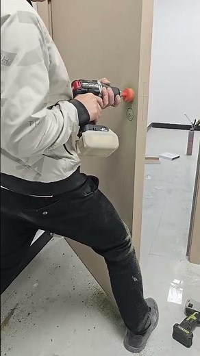 seconds to install a door lock