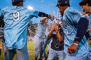 Retired Detroit Tigers legend coaches Kalamazoo Growlers for a day