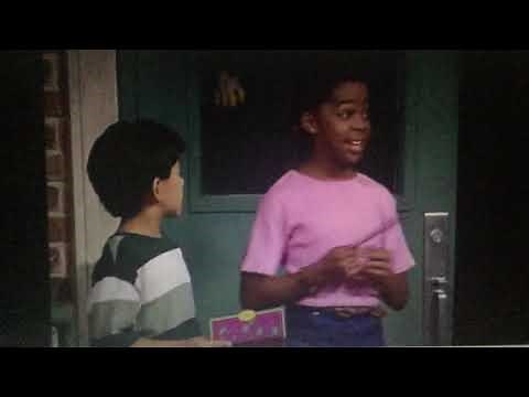 Sing and dance with Barney: Jeff and Keesha get invitations from Barney