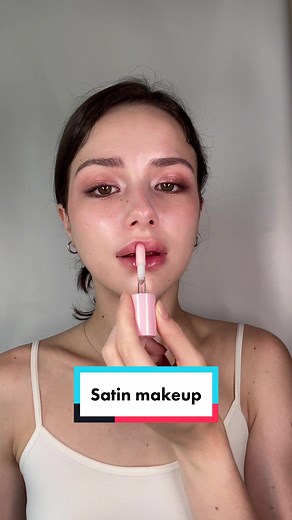 Satin Makeup Tutorial for a Glowy and Glossy Look