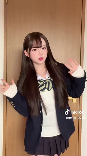 高校3年生の朝の挨拶とダンス