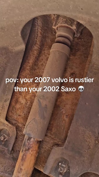 2007 Volvo vs 2002 Saxo: Rust Battle of the Ages