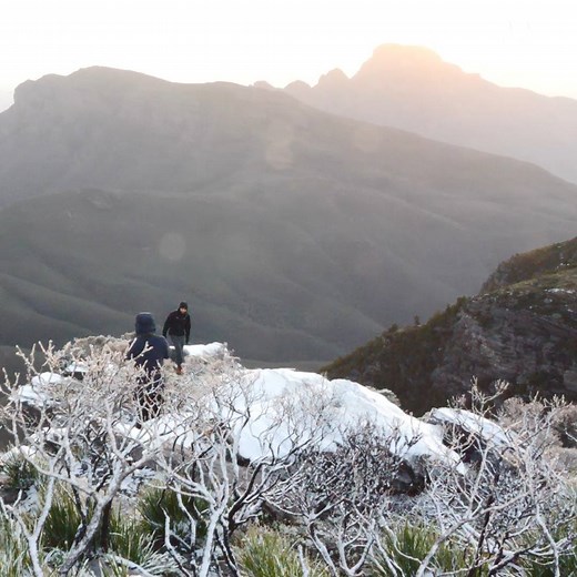 Snow chasers braved the bitter cold to witness history after more snow fell on the Stirling Ranges overnight 🥶🥶🥶 It has been 49 years since the region saw snow at this time of year! | ABC Great Southern