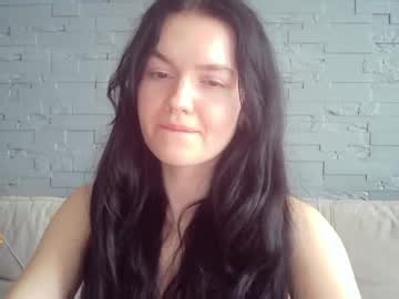 queenofmodels Female Live Cam Show (26) | Chaturbate.Info
