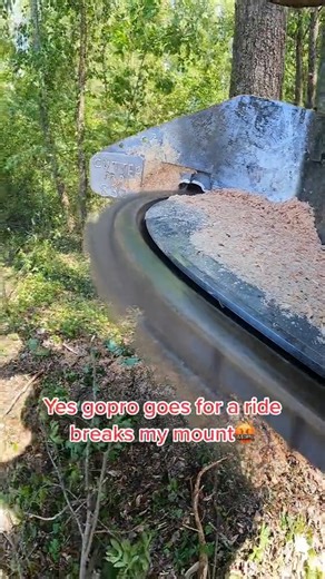 Look whats growing out the tree…__ 1_09 the GoPro crashes hard folks_ 🤦🏻‍♂️🤦🏻‍♂️😳😳#fblifestyle #33333trees #machineshowtheywork #equipment #fyp #cutterman #ballantinesawteeth #tigercatforestry #cutterman830 | Steven Christian