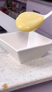 Try something different with your plantain by making this plantain and oats pap , it’s so smooth and delicious plus you can add any toppings of your choice. Will you try this ? Blender - @buchymix | Joy Etor