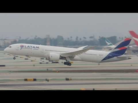LATAM Airlines Boeing 787-9 [CC-BGT] takeoff from LAX